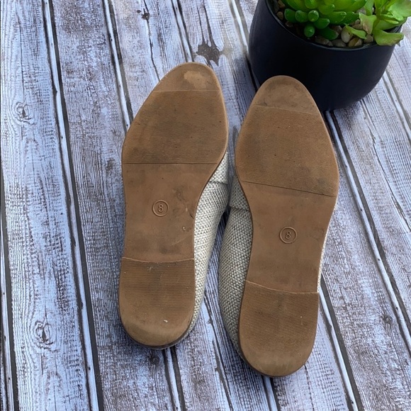 Universal Thread - Picture 2 of 7